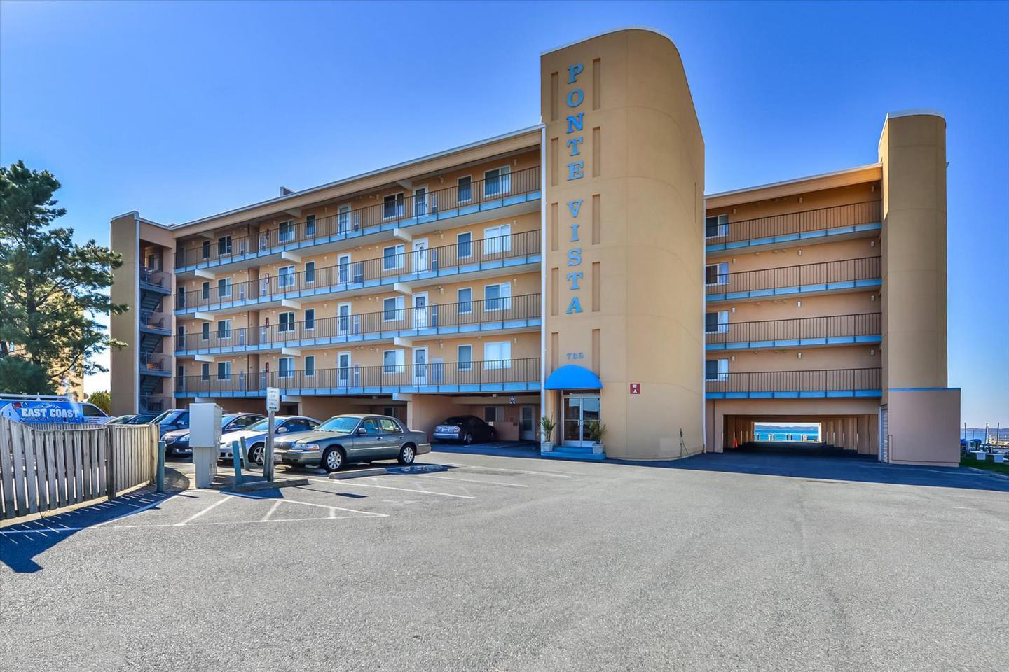 Ponte Vista bayfront condo building exterior view, Ocean City, MD
