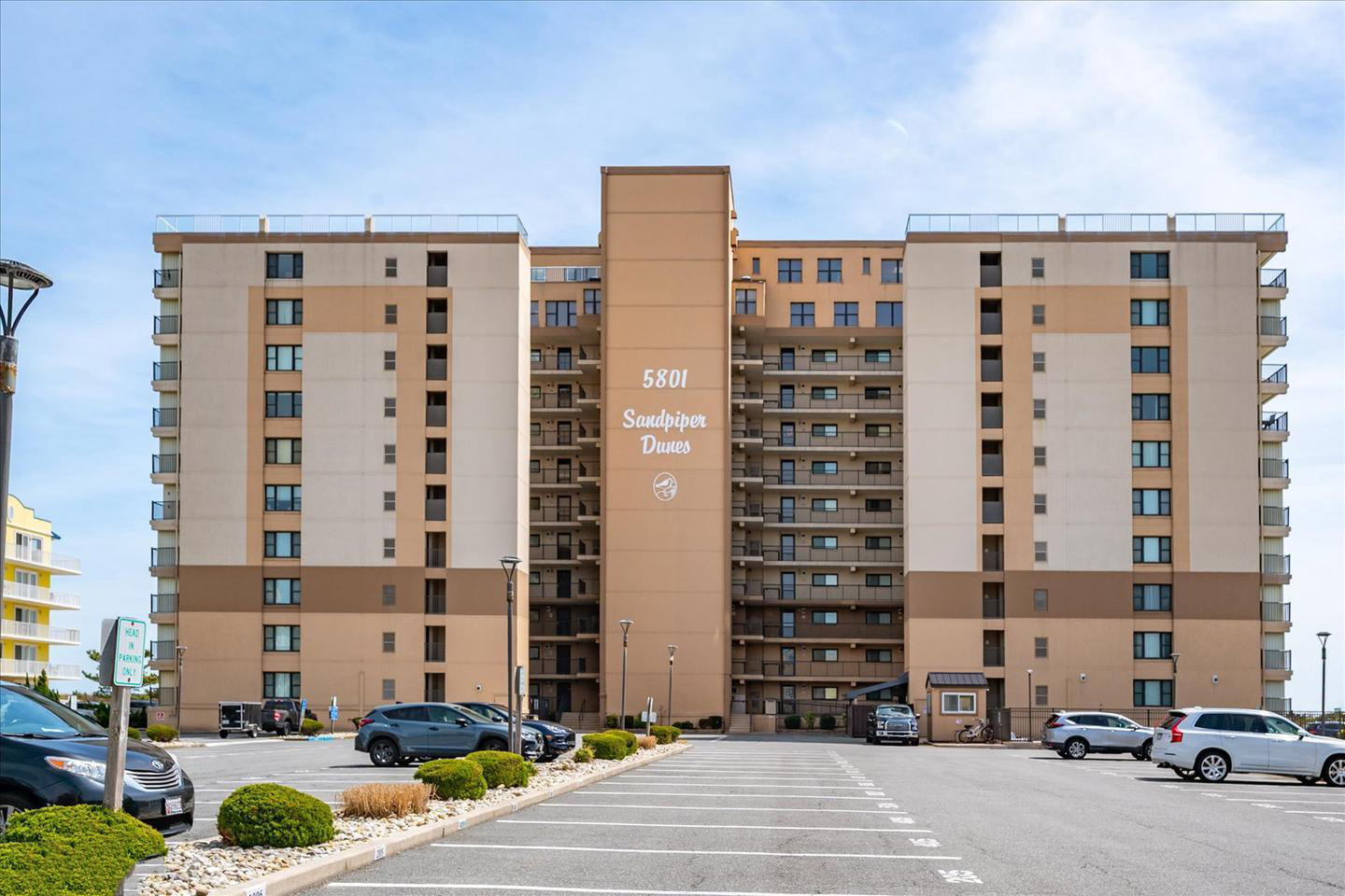 Sandpiper Dunes oceanfront condo building exterior view, Ocean City, MD