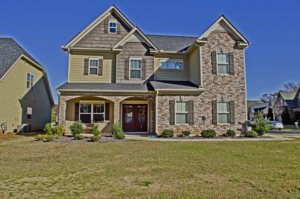 Absolutely Stunning 4 Bed, 3 Bath Spartanburg SC Home 205 N. Radcliff Way