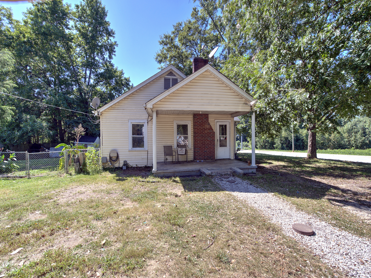 Simpsonville SC Property For Sale Zoned for Business and Residential!