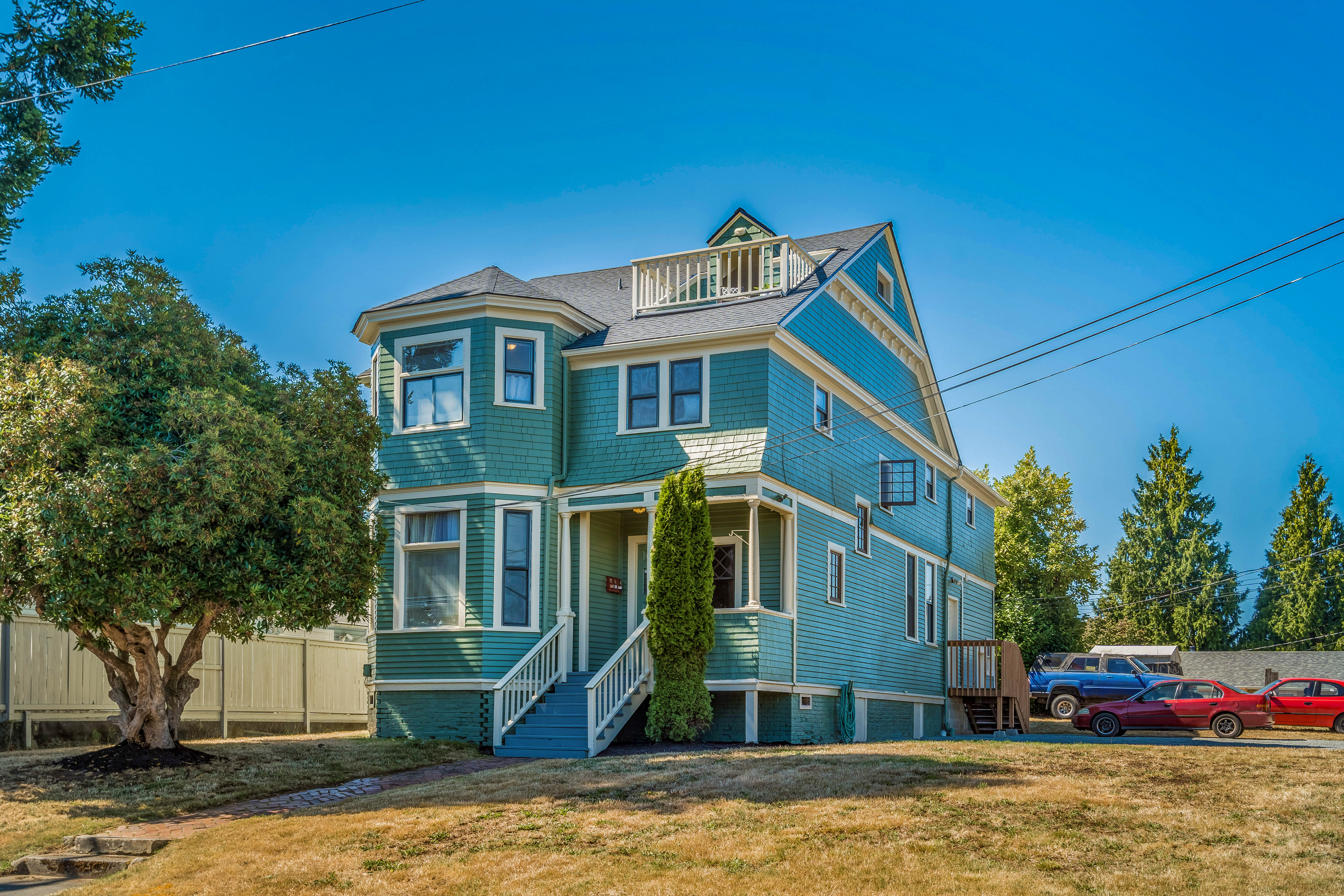 Beautiful Victorian Triplex in North End