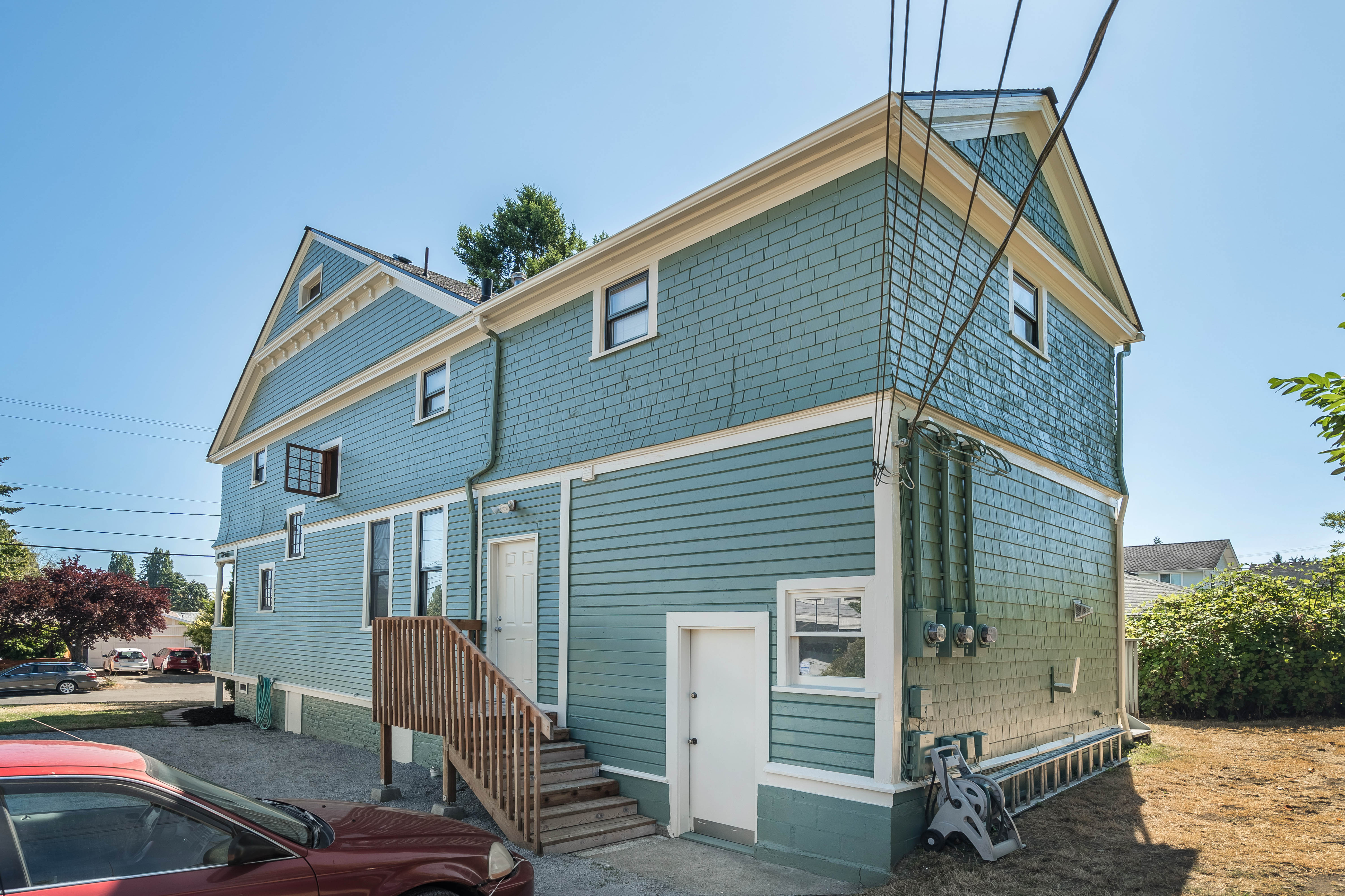 Beautiful Victorian Triplex in North End