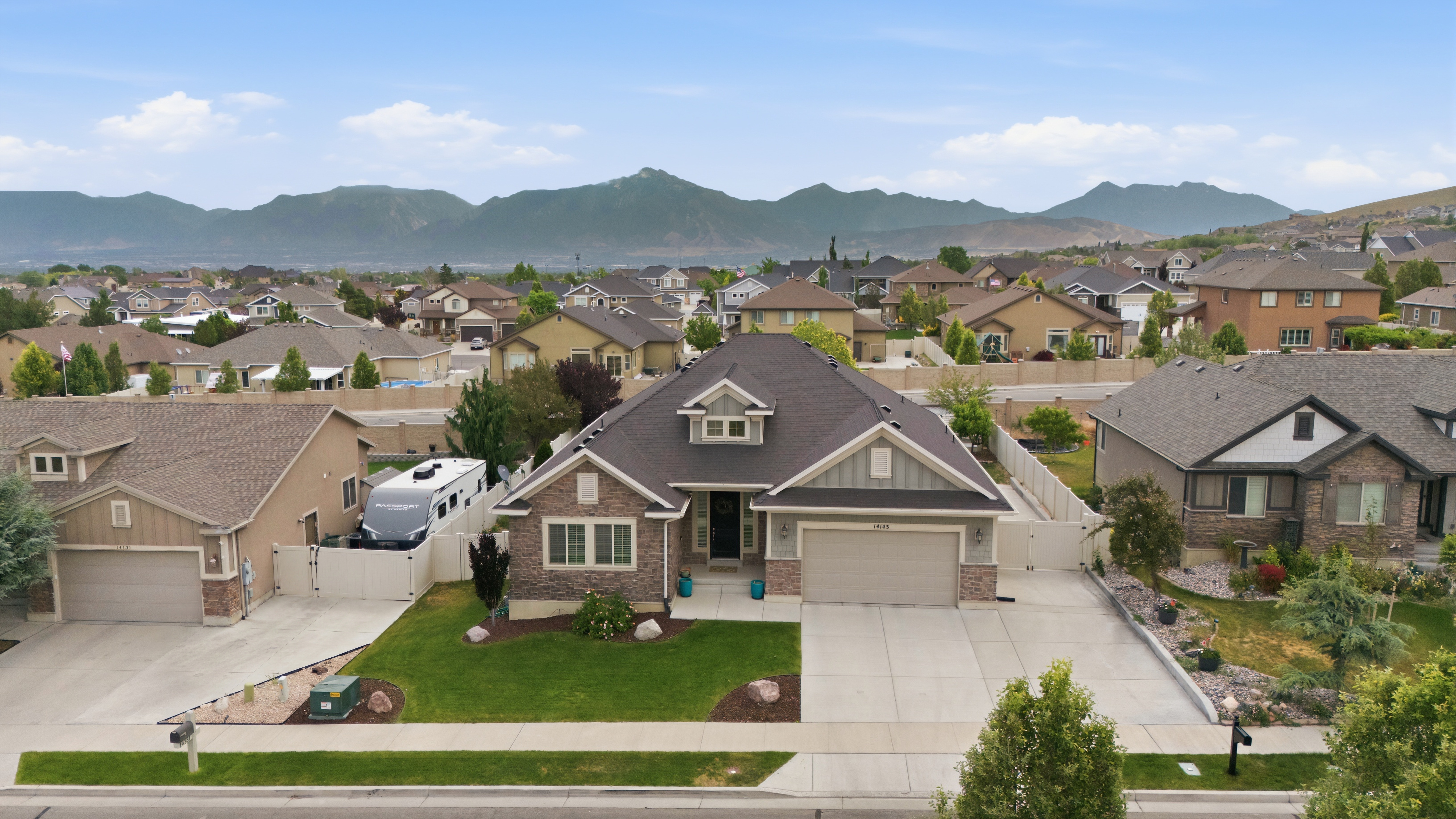 Herriman-House-with-mountain-views