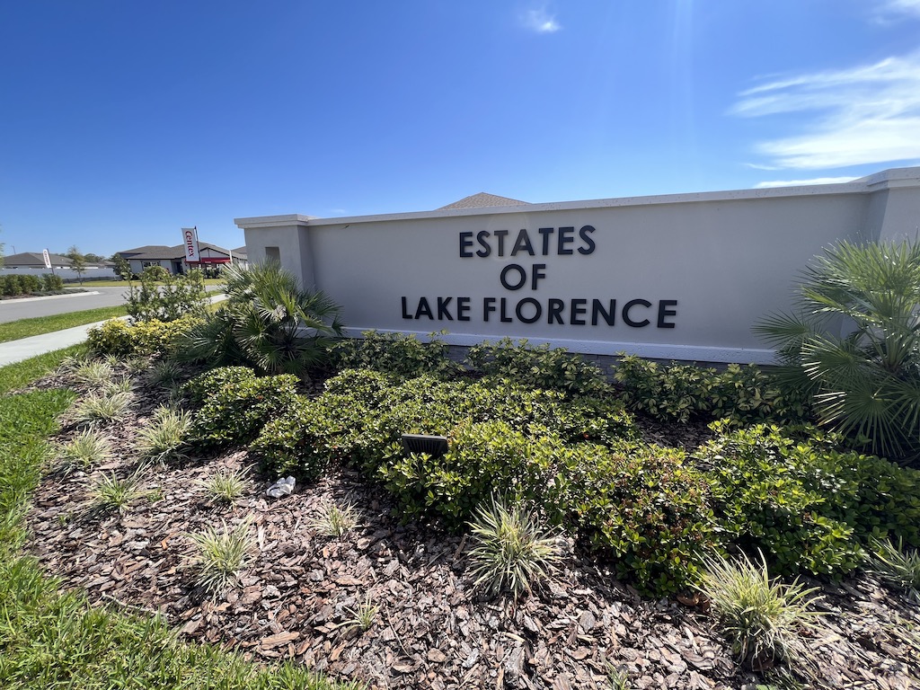 Homes For sale in the Estates Of Lake Florence