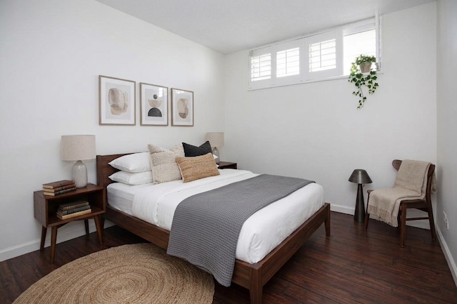 Mauka Facing Bedroom at 1717 Ala Wai