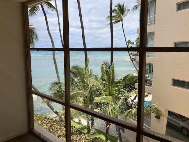 2987 Kalakaua 404 Ocean View