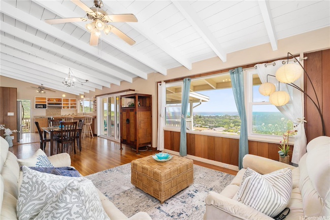 Lower Waiialae Nui Home for $1,300,000