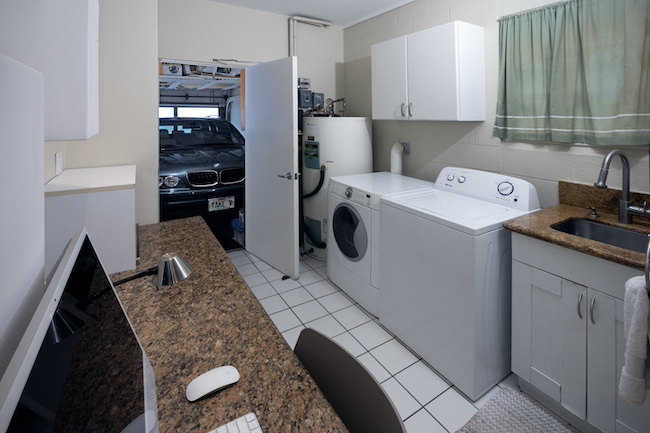 Halekoa Office and Storage