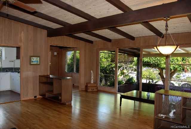 Mid Century Modern Home in Kailua