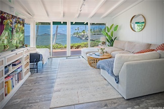 Oceanfront Home on Lilipuna with Ocean Views