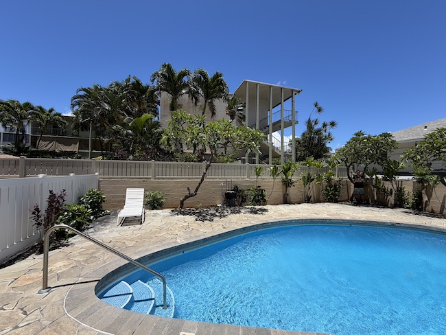Ode Rancho Pool