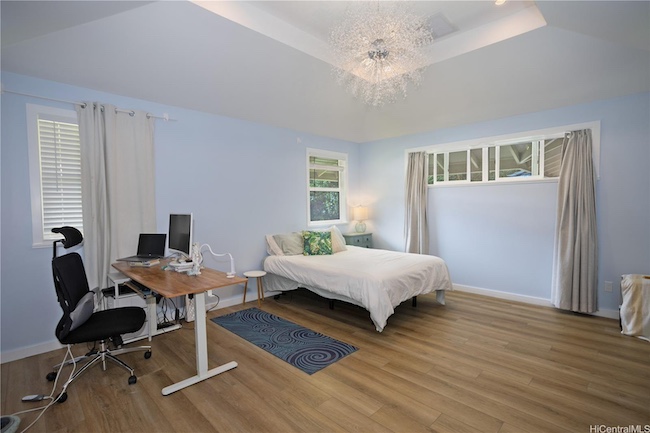 Old Pali Primary Suite