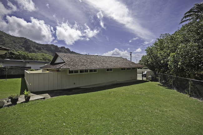 Old Pali Yard 1