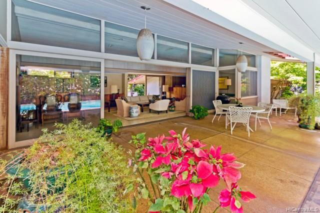 Ossipoff Home on Hakaka Place in Diamond Head