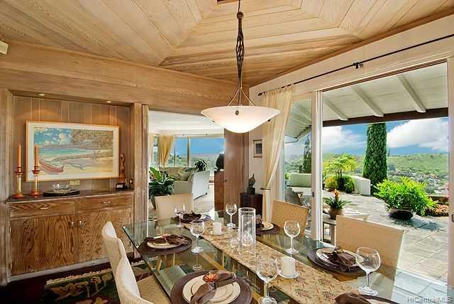 Ossipoff Home at 2650 Pacific Heights Road