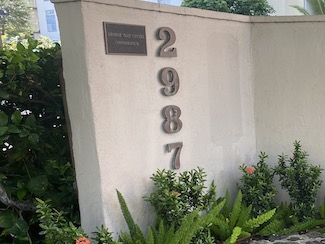 2987 Kalakaua Ave.