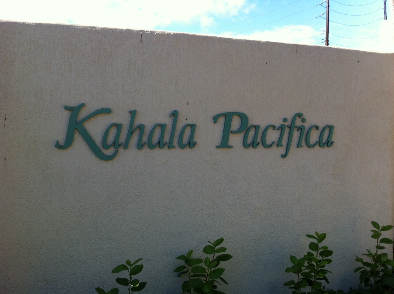 Kahala Pacifica Sign