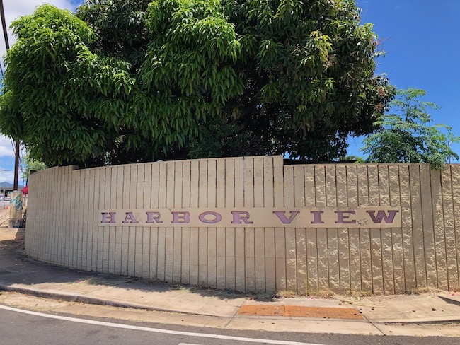 Harbor View Sign