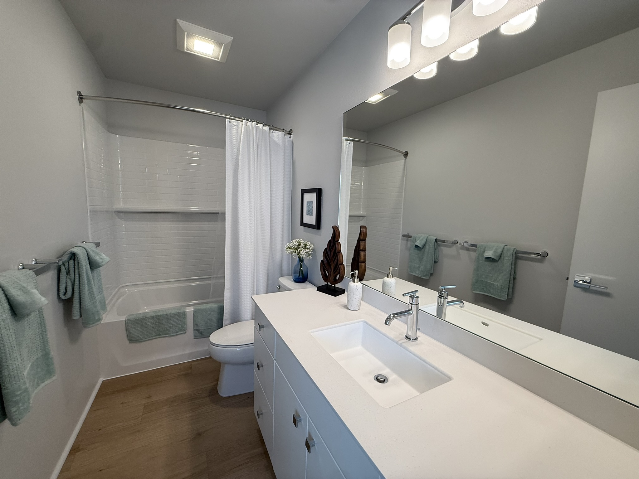 Ahakea Bathroom