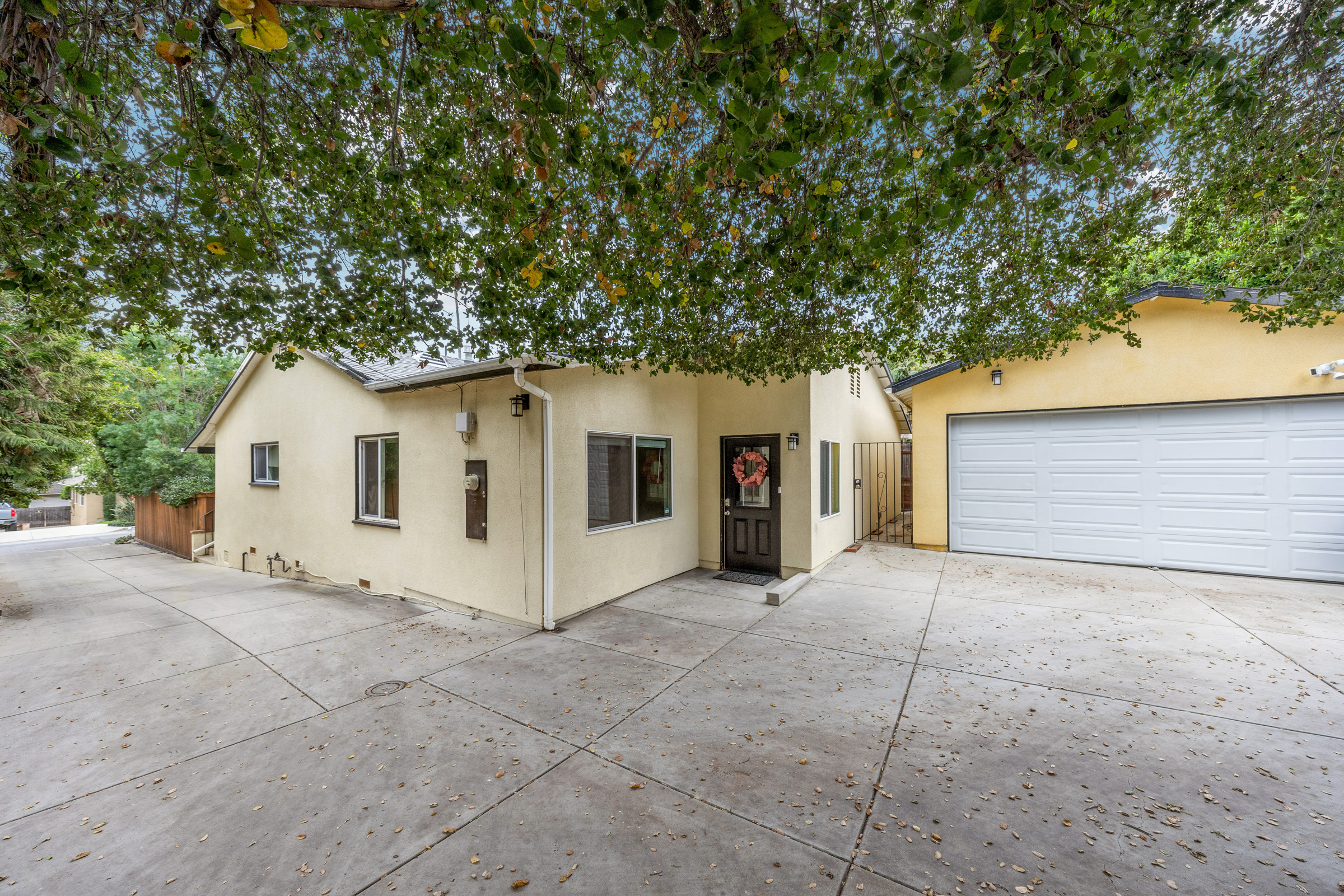 391 East Highland Avenue, Sierra Madre, CA 91024