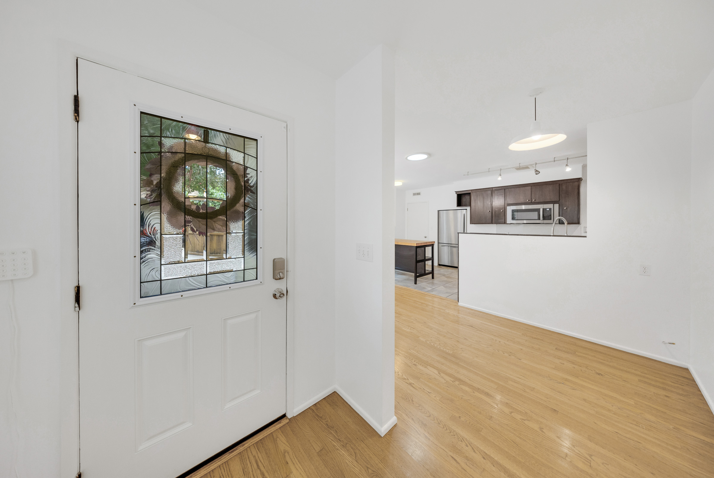 391 East Highland Avenue, Sierra Madre, CA 91024