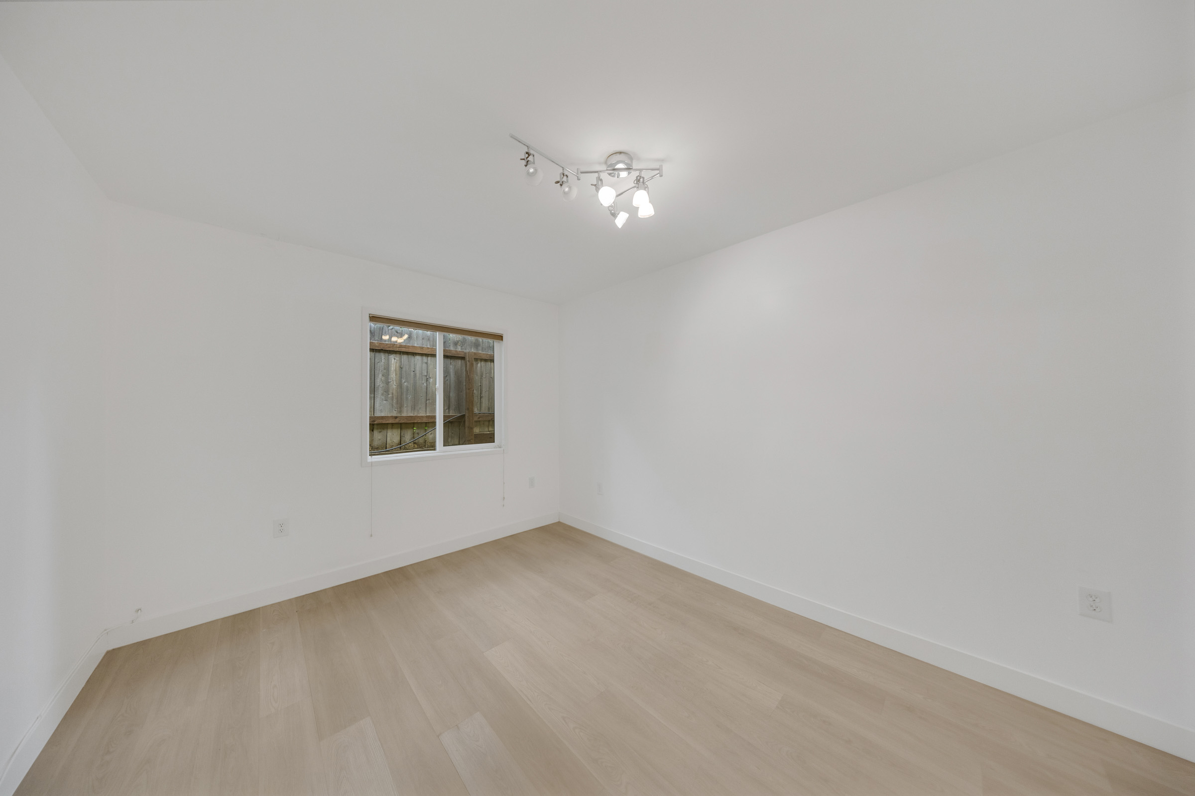 391 East Highland Avenue, Sierra Madre, CA 91024