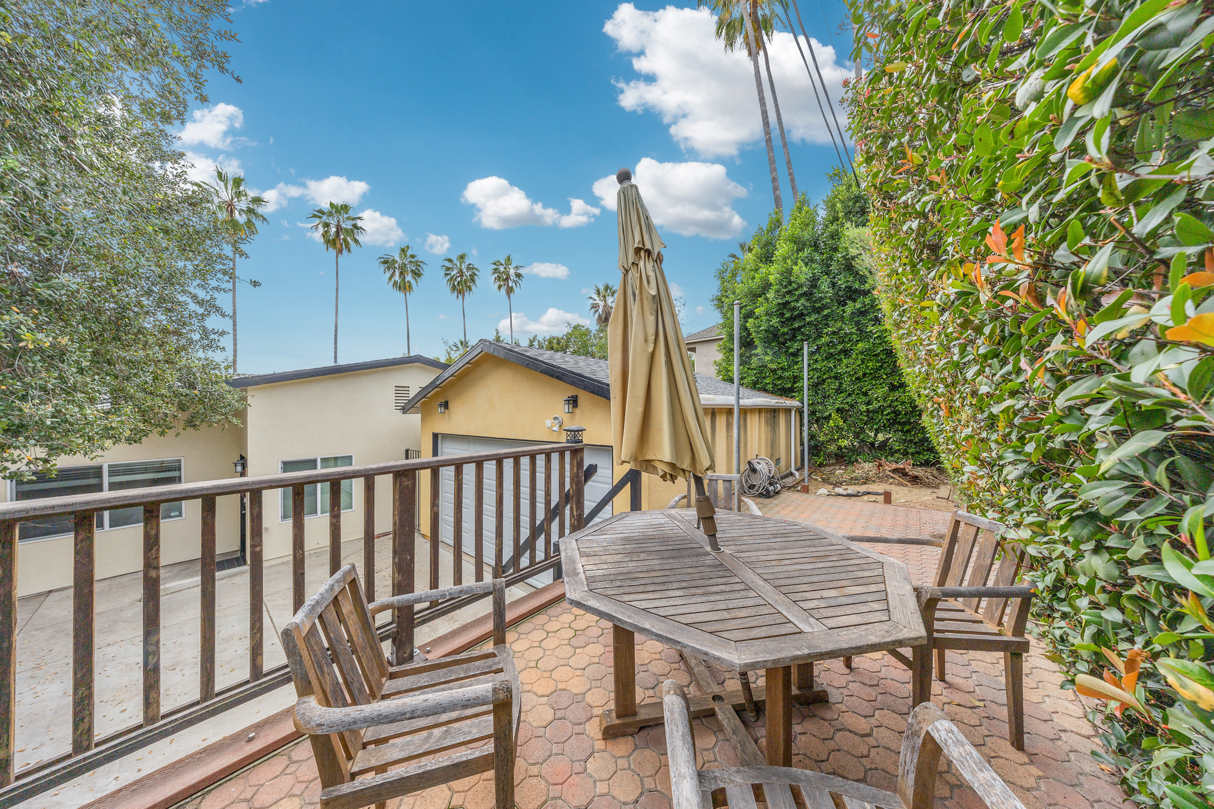 391 East Highland Avenue, Sierra Madre, CA 91024