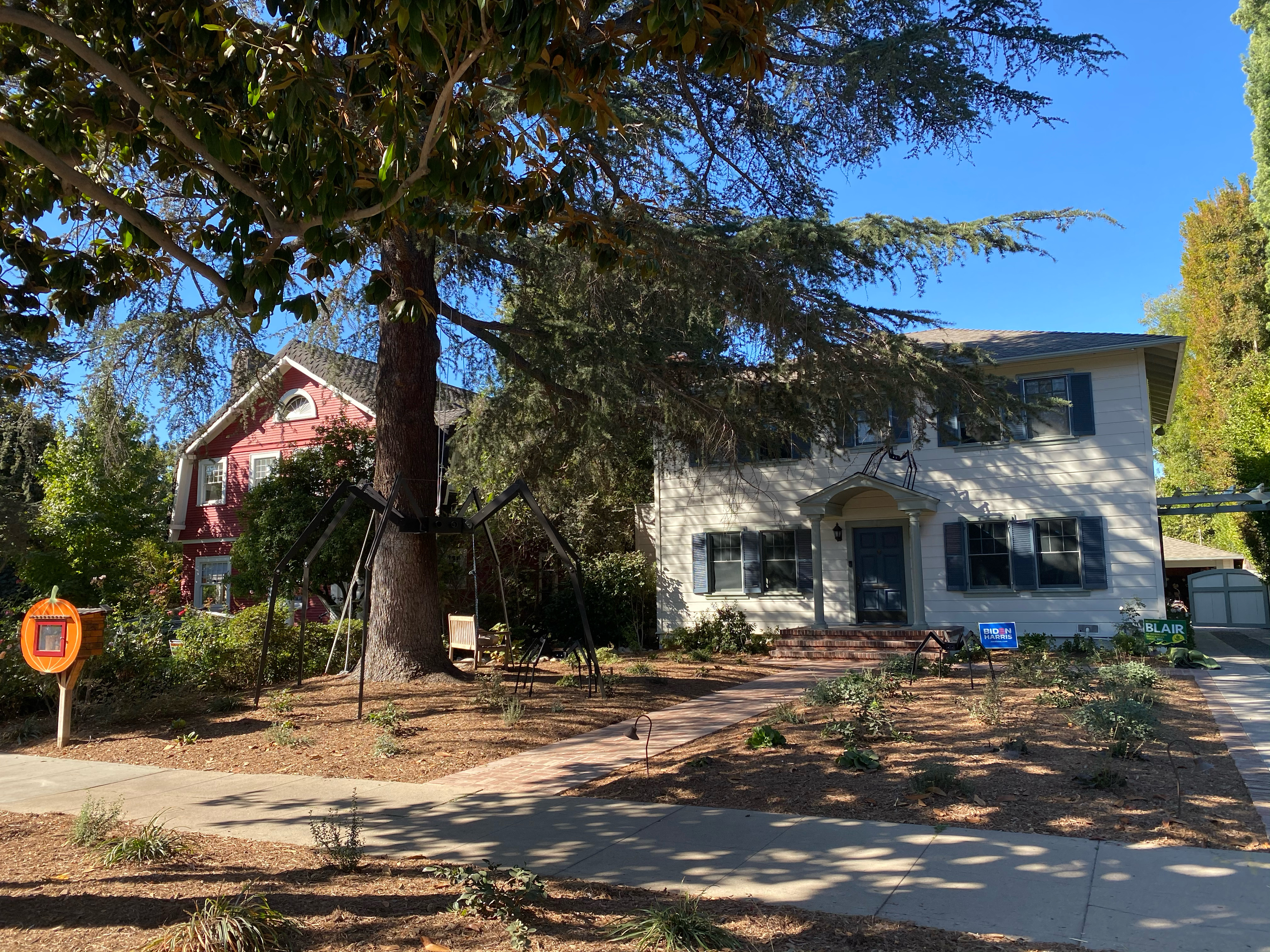 Halloween 2020 in Pasadena 5