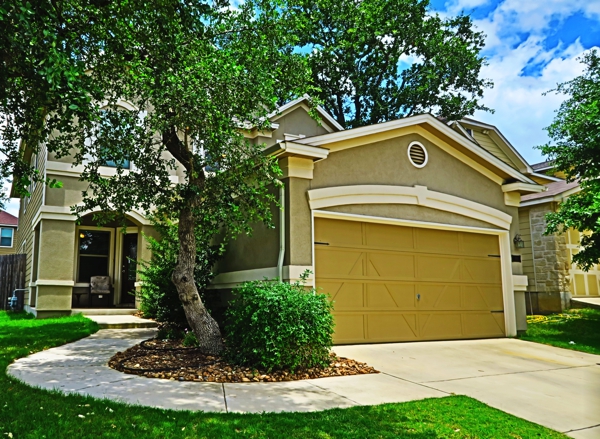 100 Dusty Corral, Boerne TX, Sold in 6 days: The Hill Country Dream Team