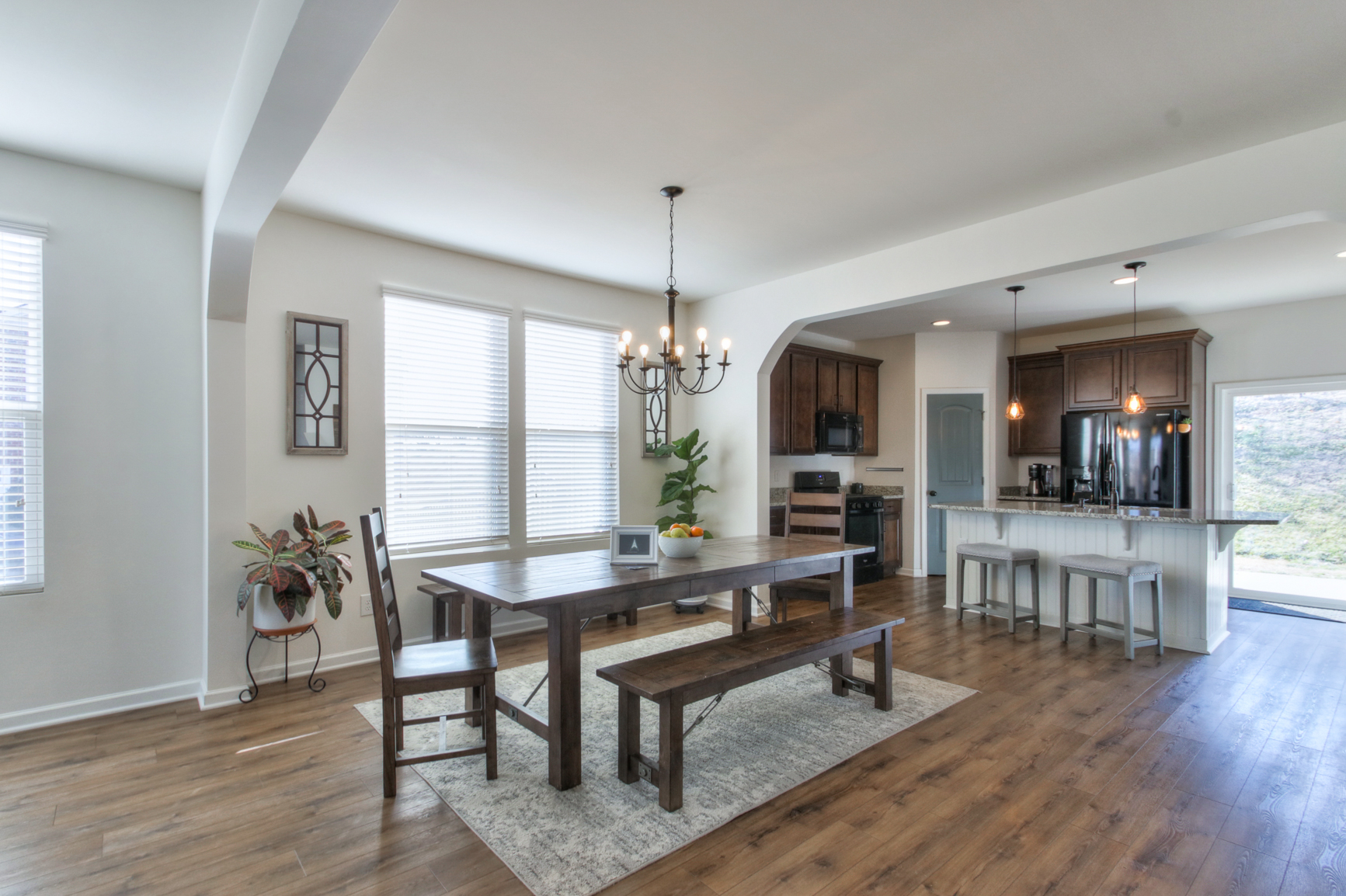 For Sale 2313 Dewey Dr. Beautiful 3,000+ Sq Ft House For Sale in