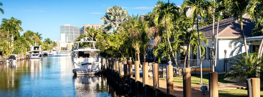 Canal Living