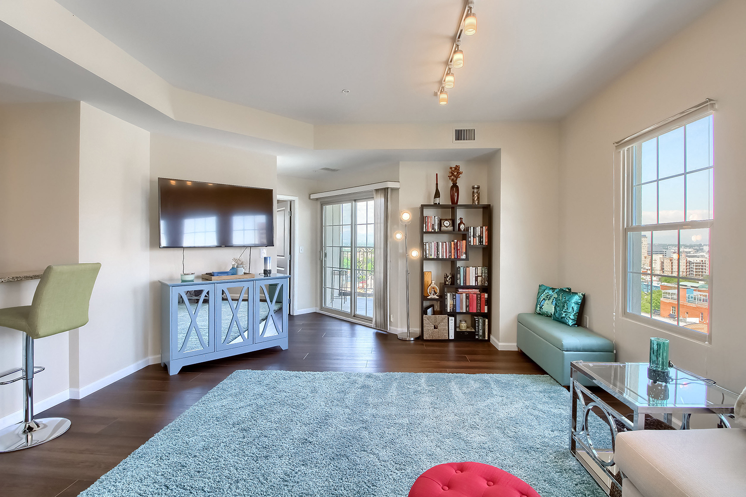 Beauty at the Beauvallon 975 N Lincoln St 8H