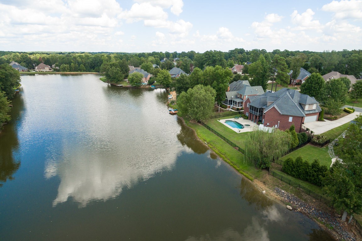 Emerald Lake Golf Course Homes in Stallings NC Emerald Lake Golf Club and golf course homes in Stallings North Carolina