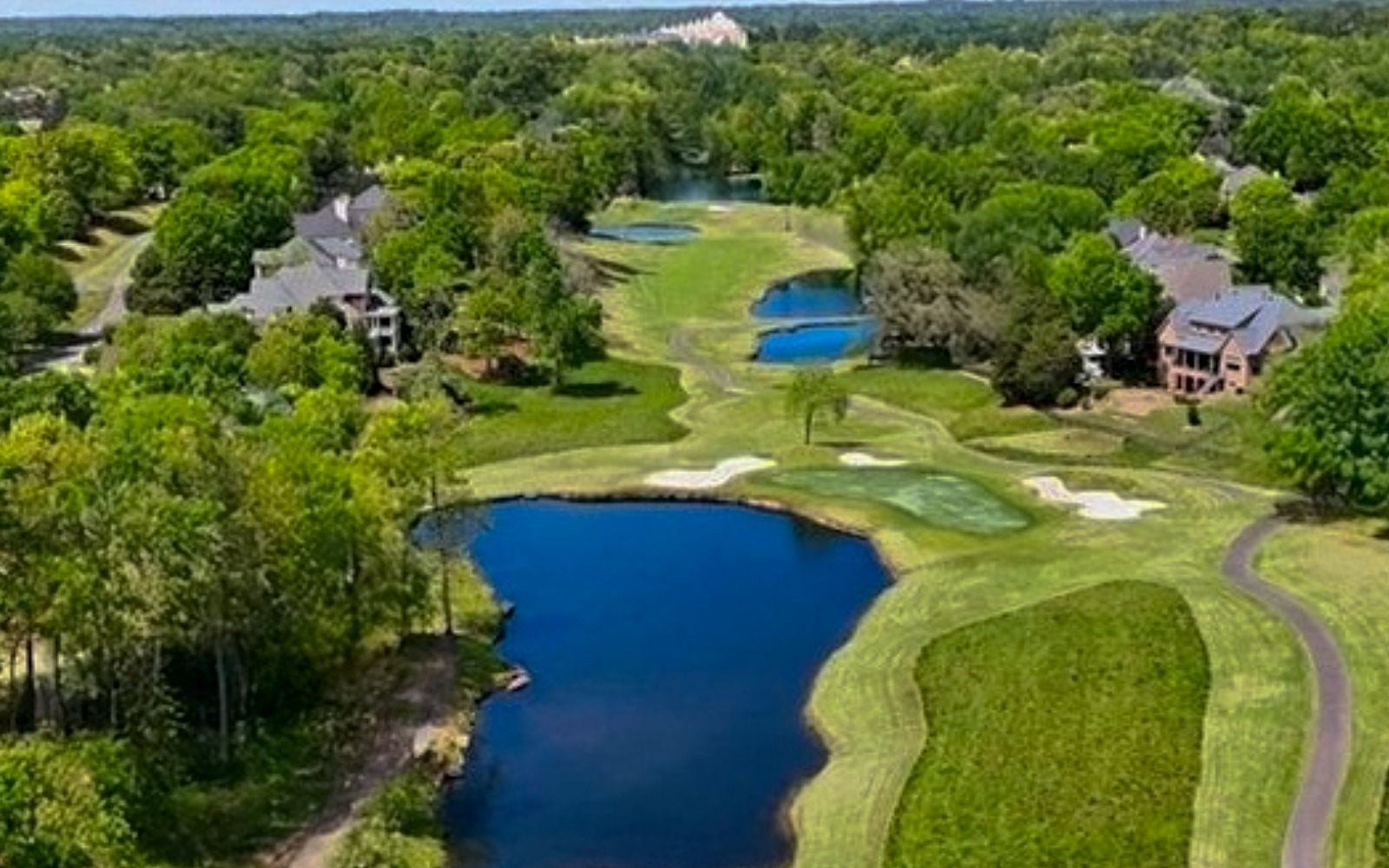 TPC Piper Glen golf course and lake setting in Charlotte
