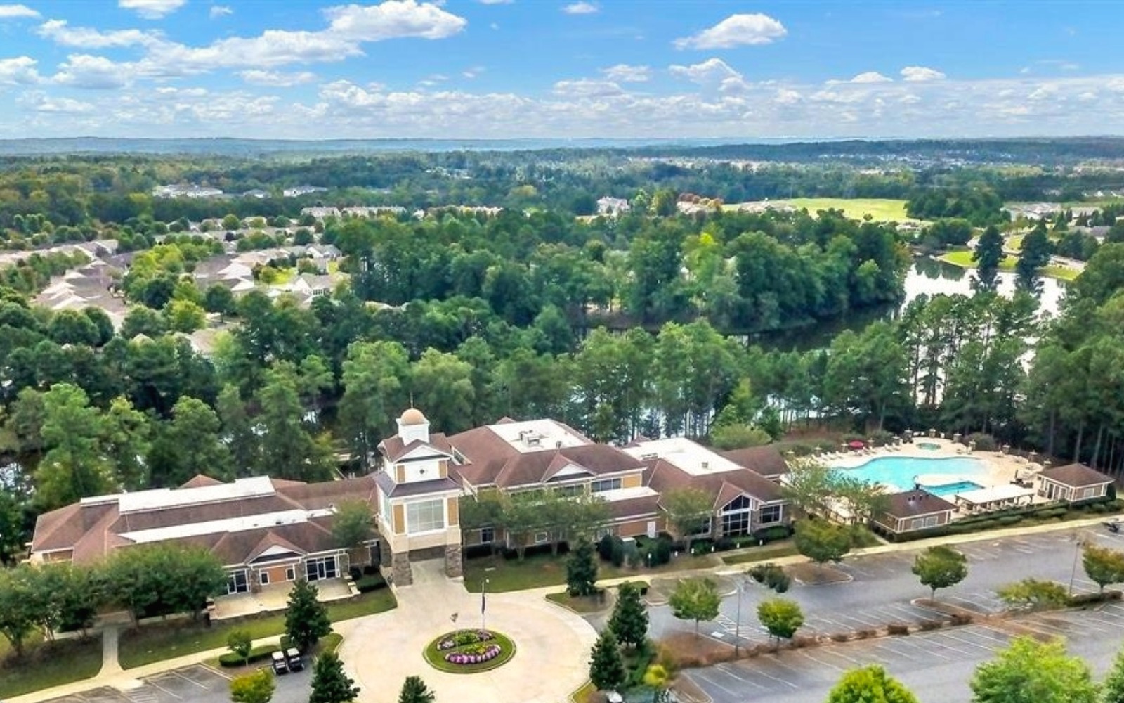 Lake House community center at Sun City at Carolina Lakes