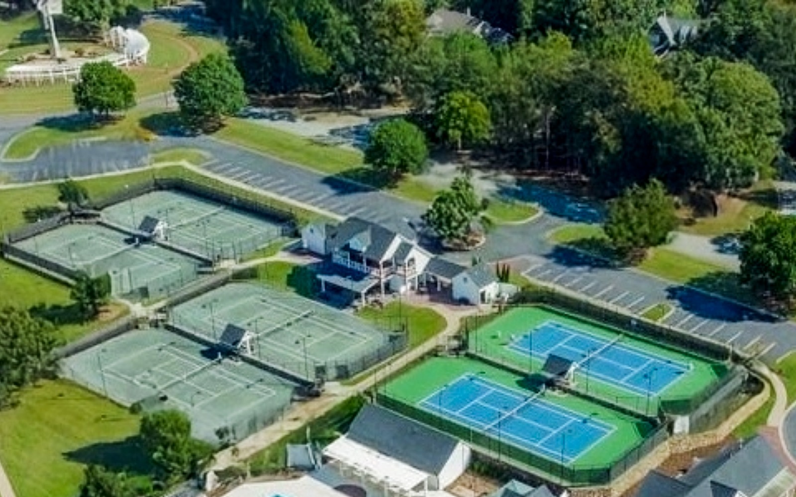 Tennis complex at The Point on Lake Norman
