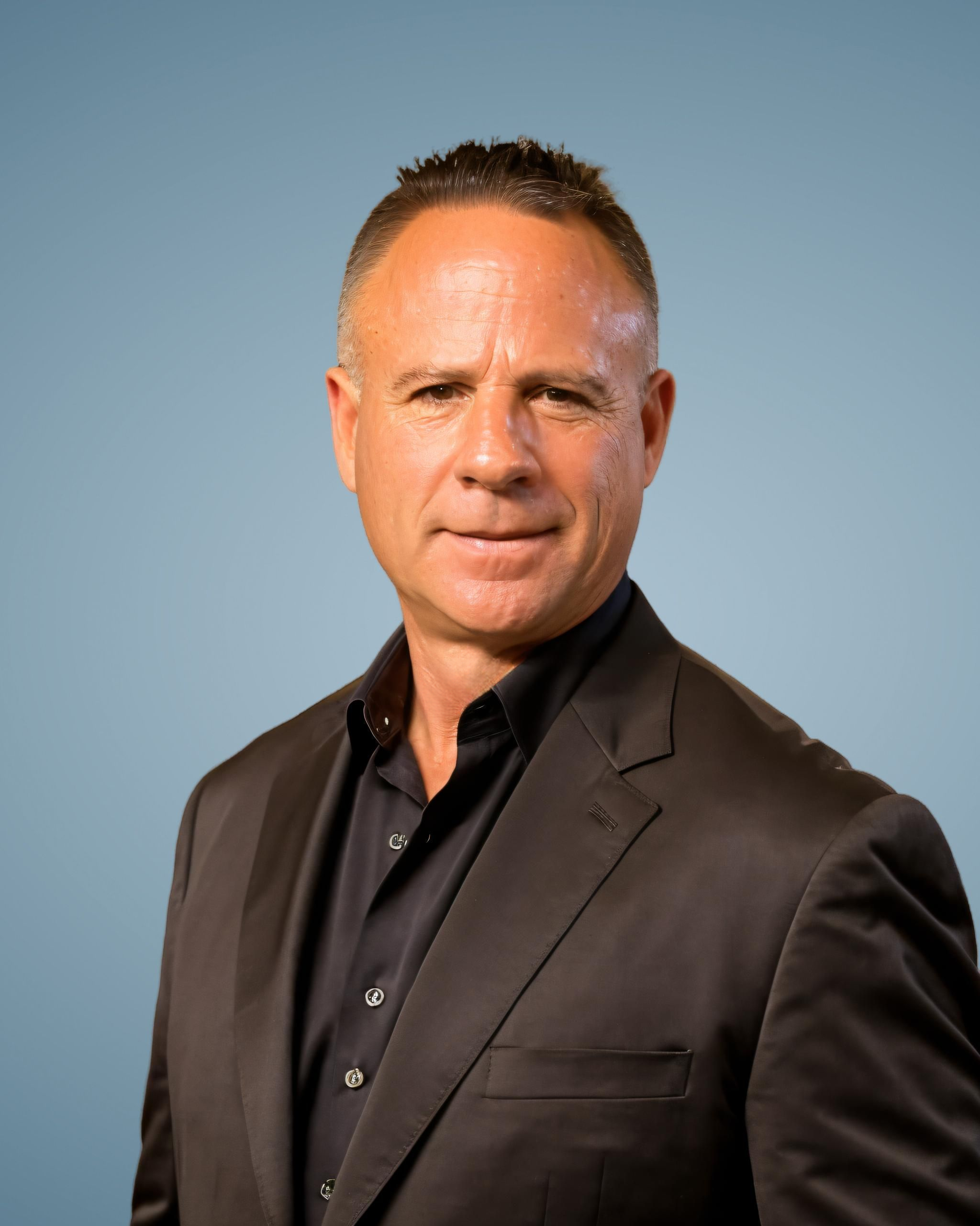 Mario Valle | Valle Realty - Business Photo
