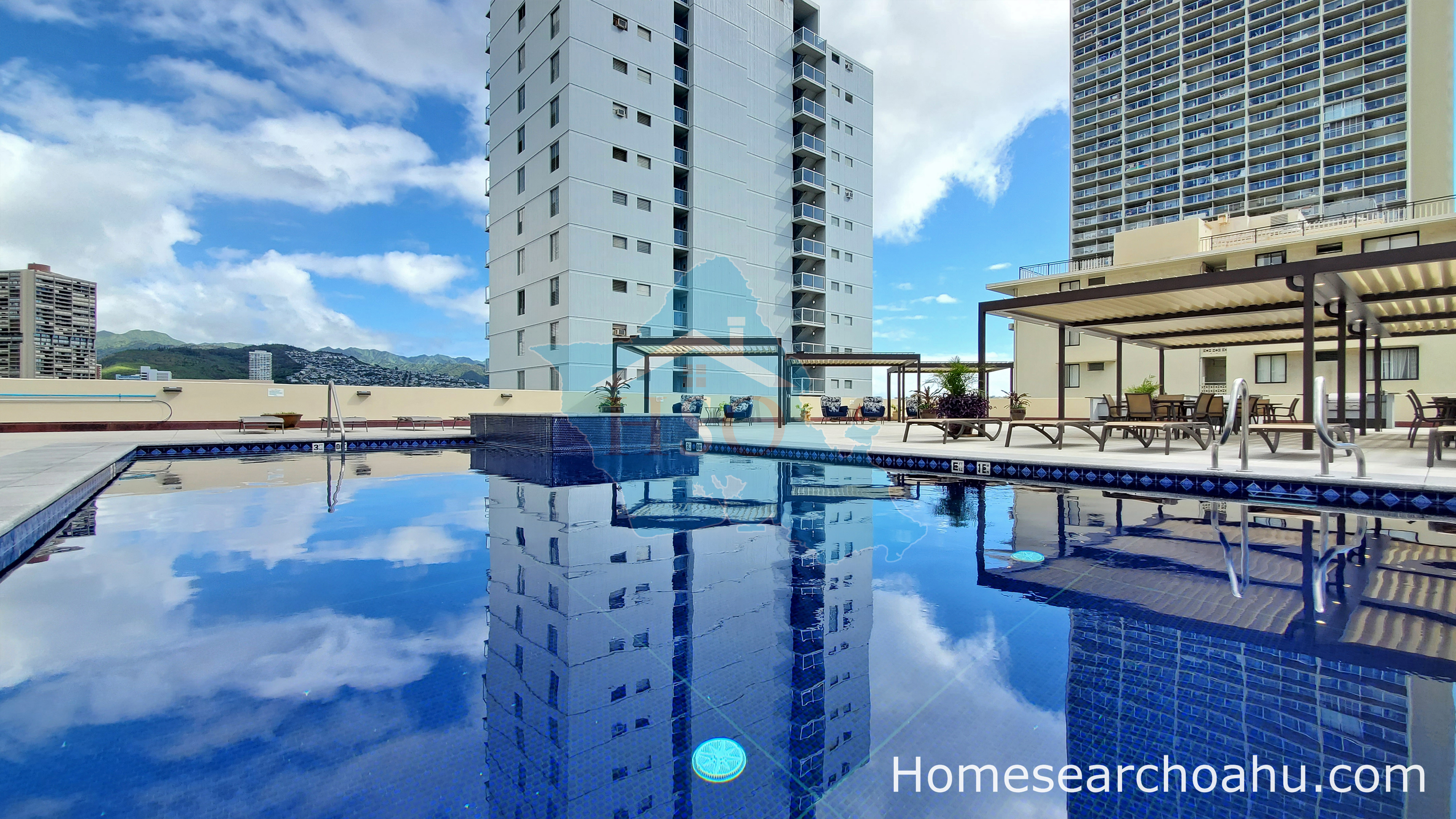 Aloha Lani Swimming Pool