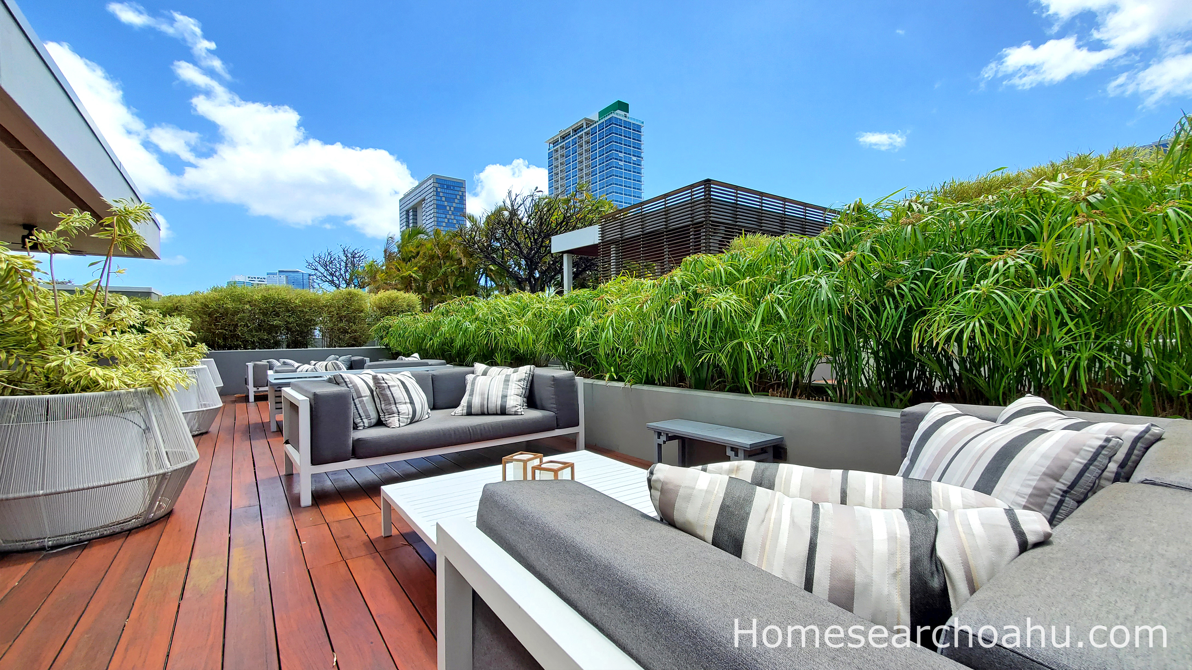Symphony Honolulu Outdoor Lounge Area