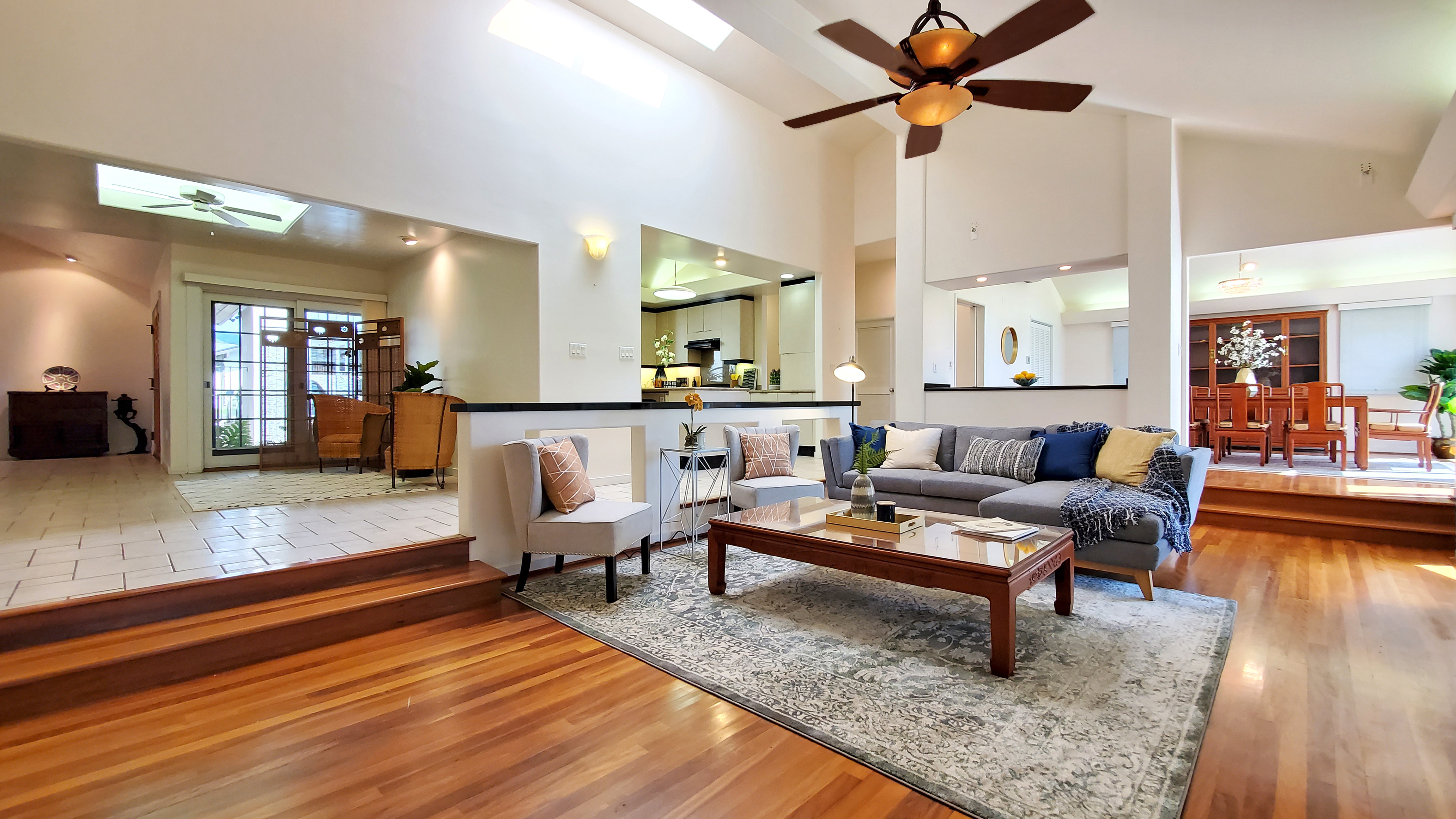 1446 Ala Leie Place Living Room