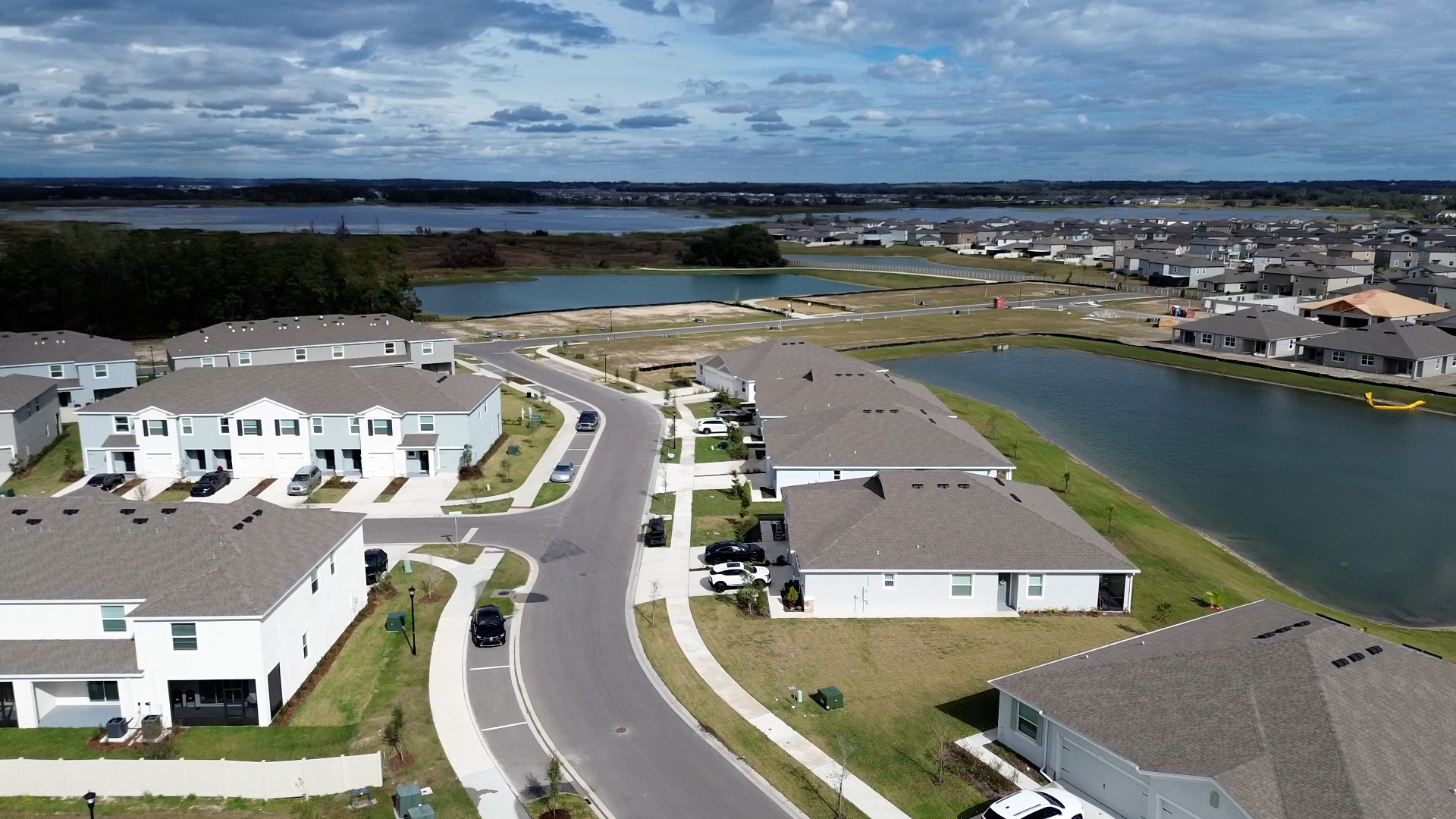 towns at woodsdale dr hroton
