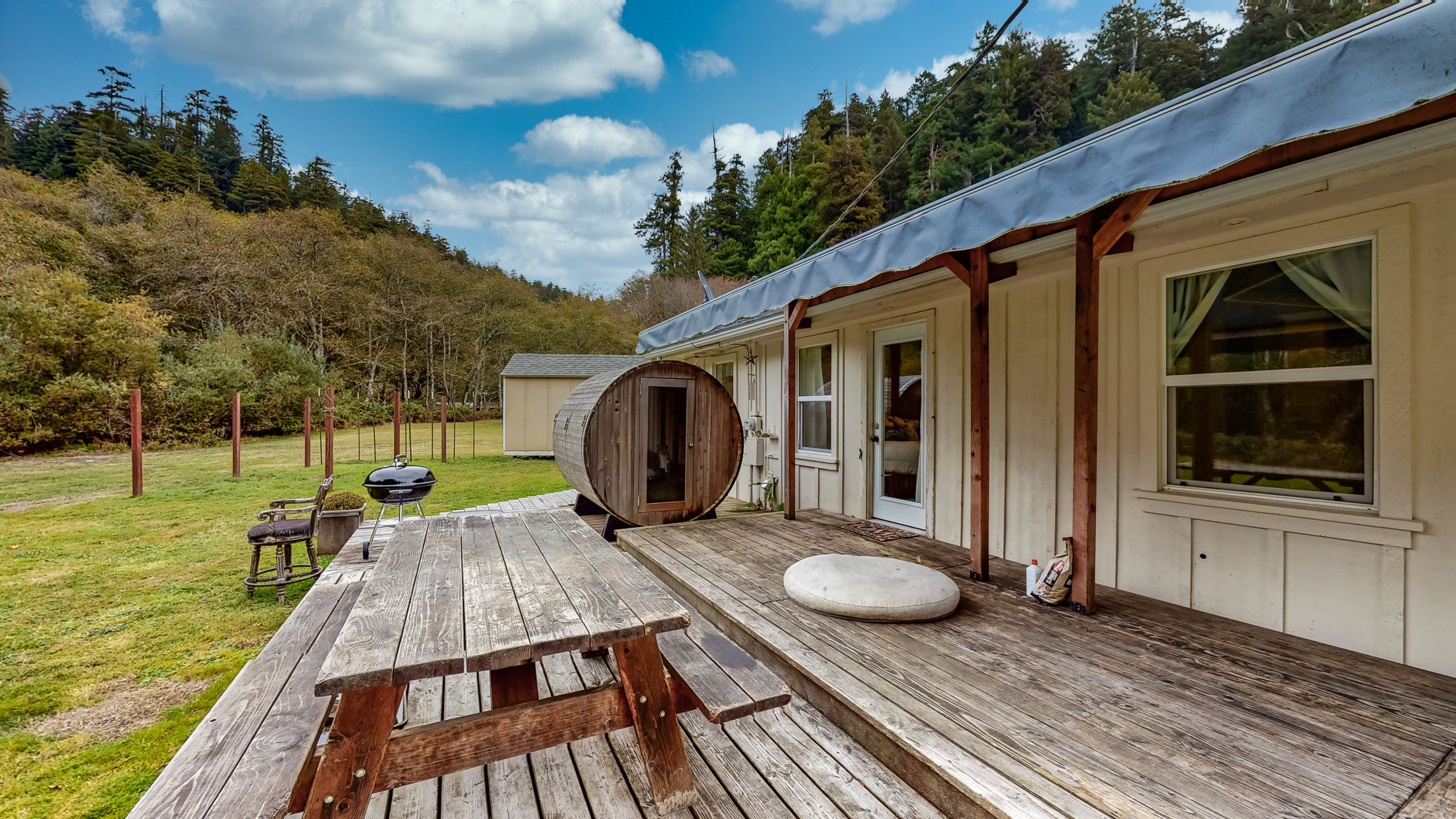 OFF MARKET 124244 Highway 101, Orick CA