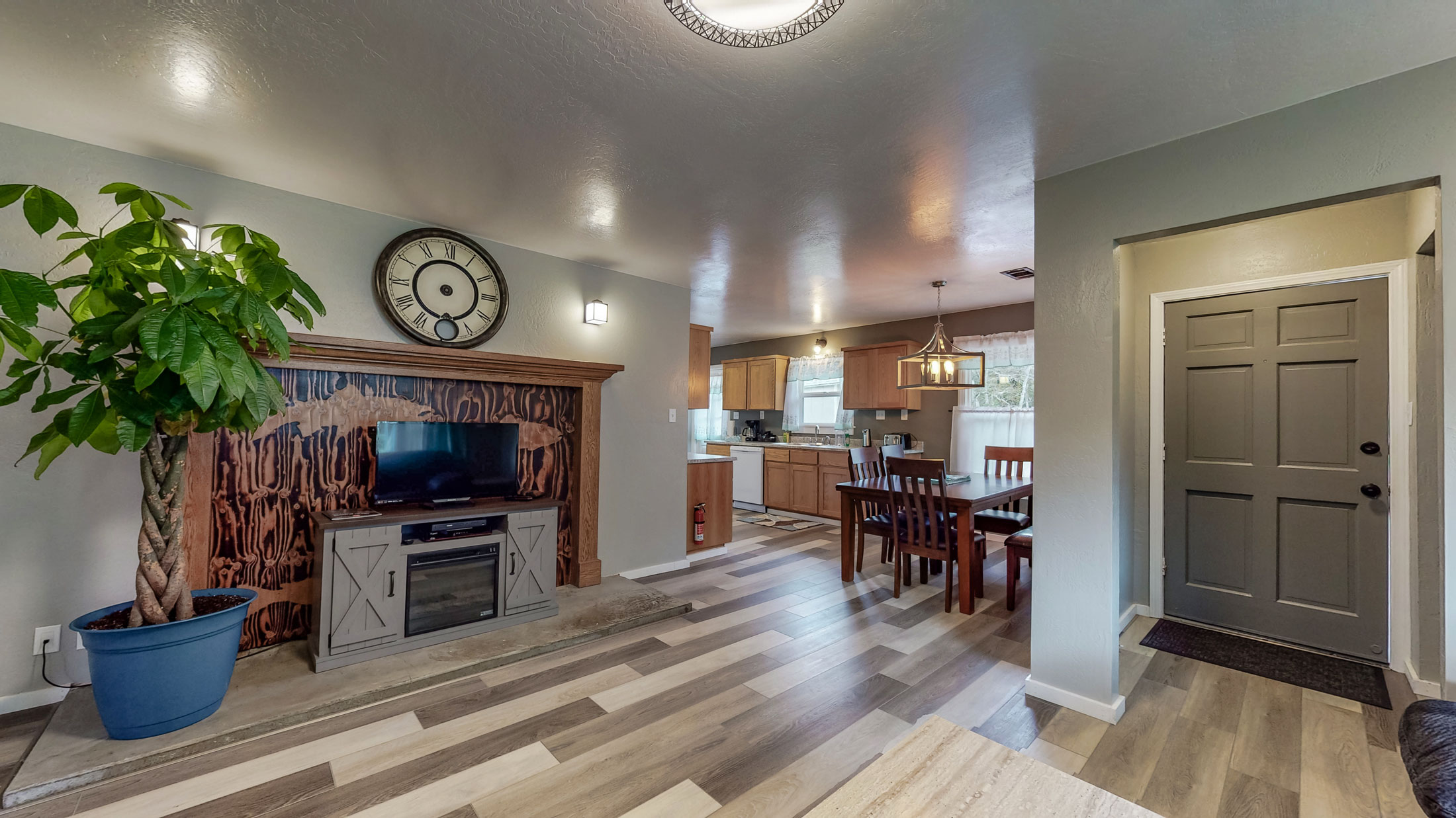 OFF MARKET 124244 Highway 101, Orick CA