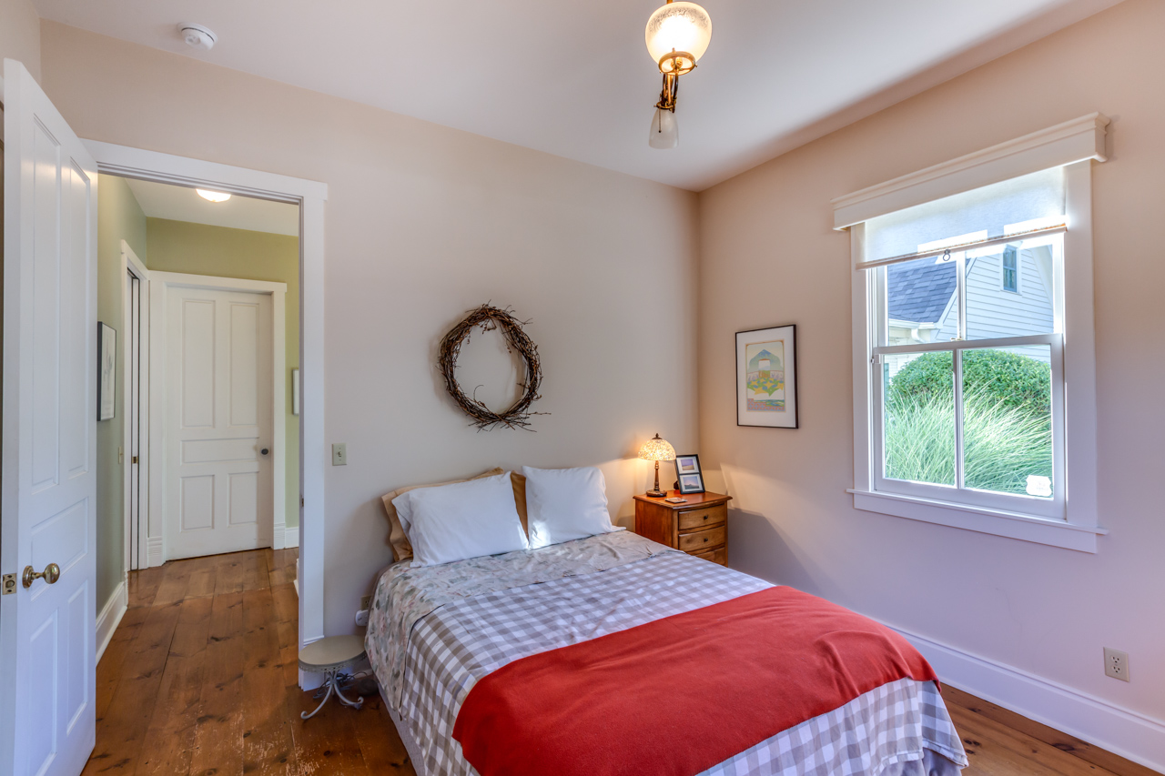 For Sale Glendale Estate, Glendale Dr.