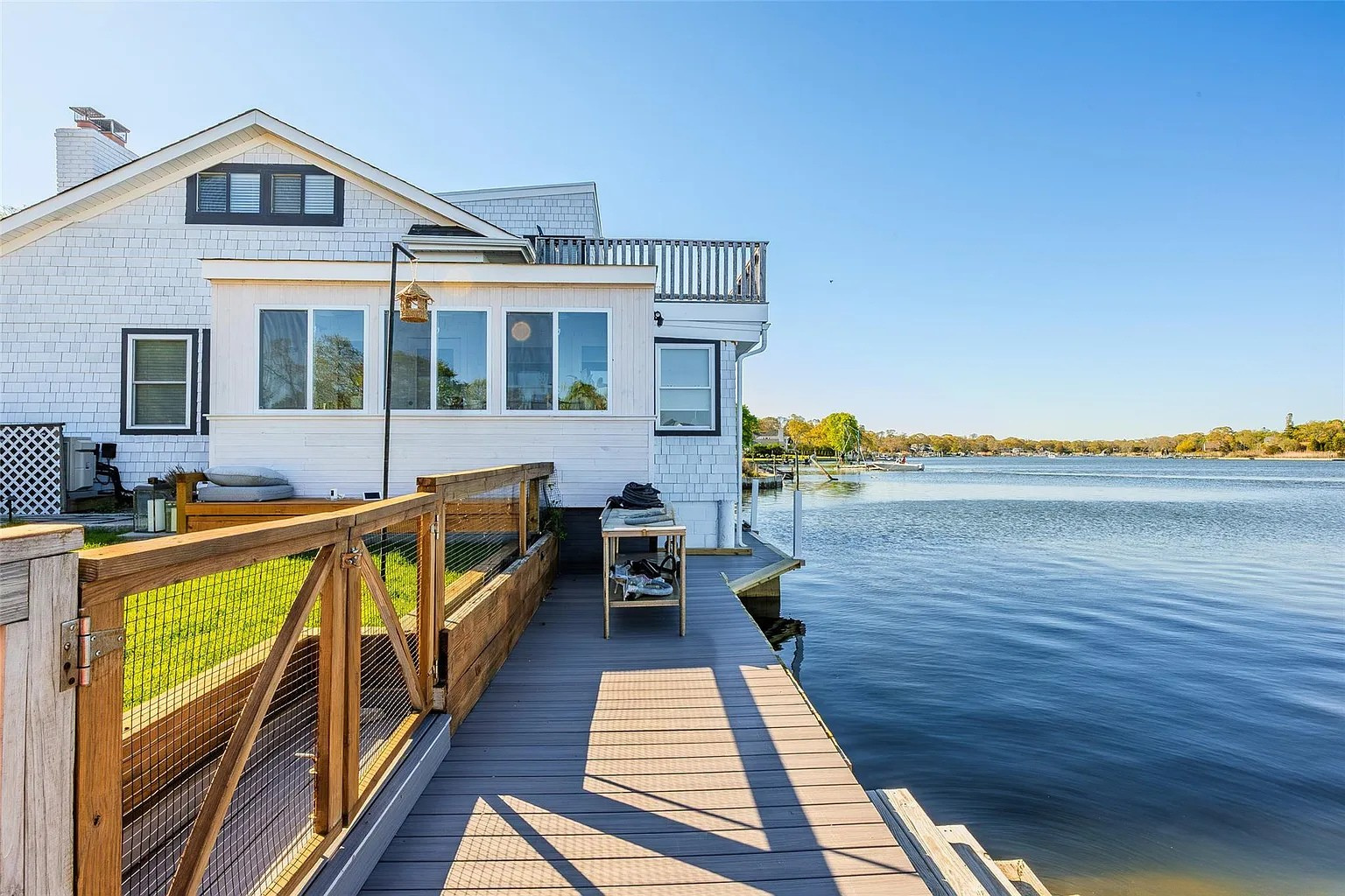 53 Old Neck Road S, Center Moriches