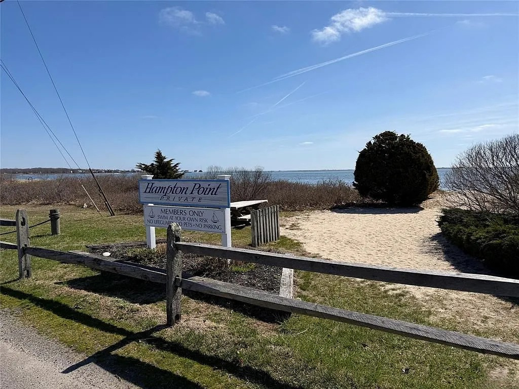 32 W End Avenue, East Quogue Private Beach