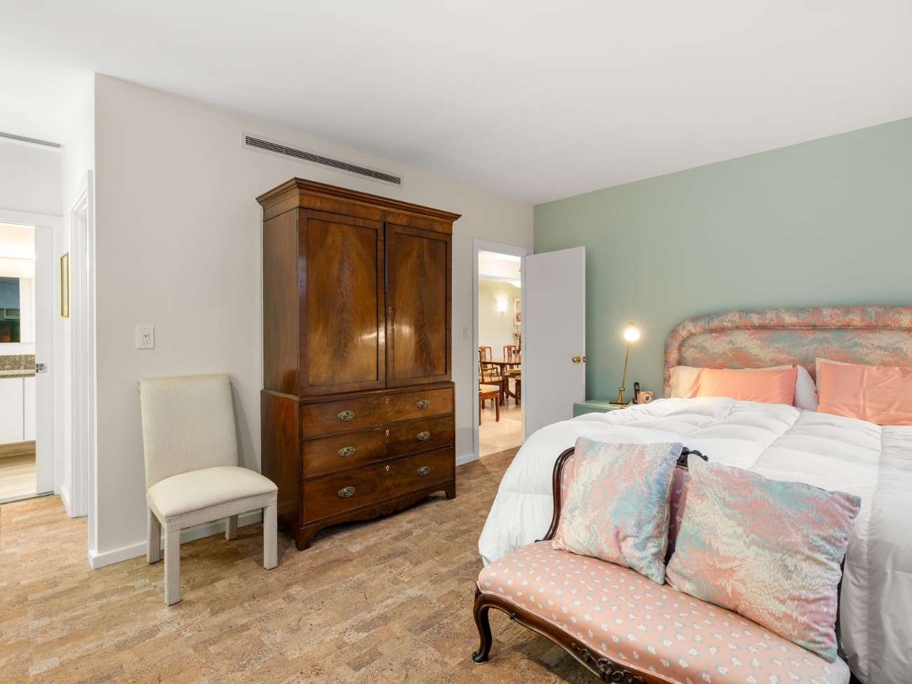 condo interior photo