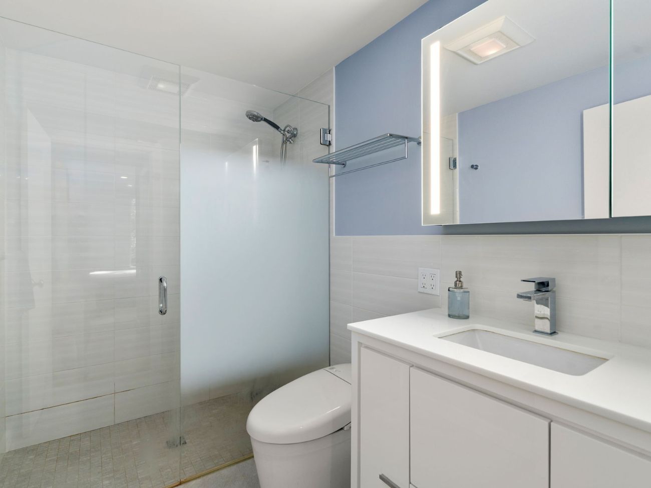 condo interior photo