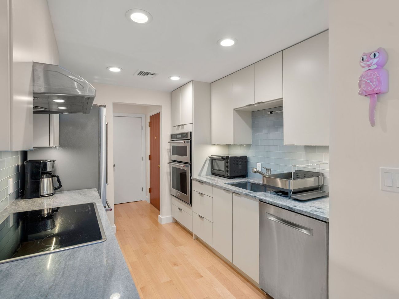 condo interior photo