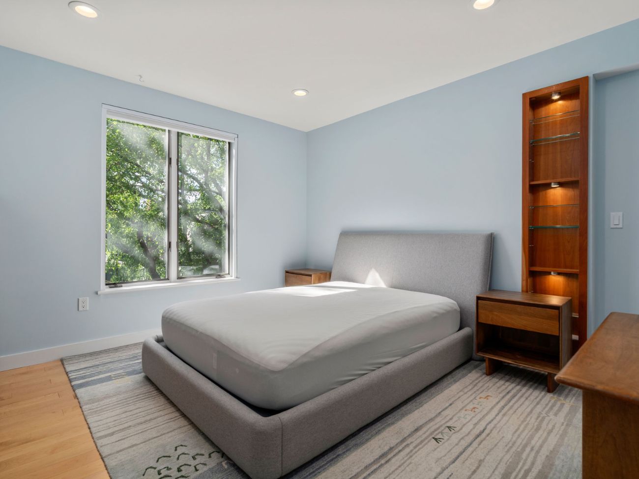 condo interior photo